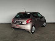Peugeot 208 I Москва  - изображение 22