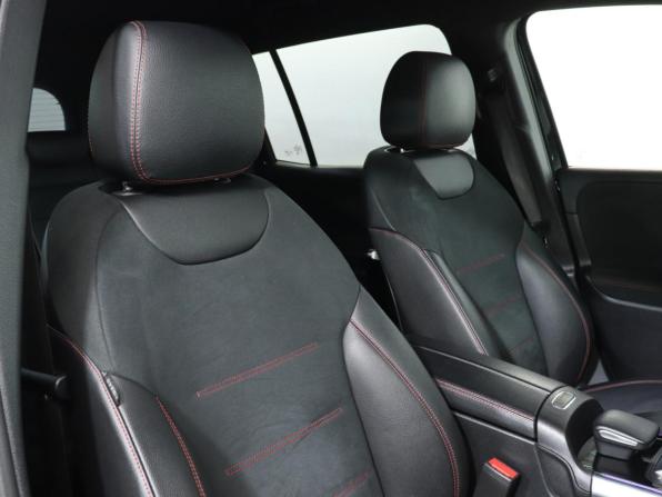 Mercedes-Benz GLB I (X247) с пробегом 2020 года, цена 3 399 000 рублей, 135143 км, внедорожник, Автокод Объявления