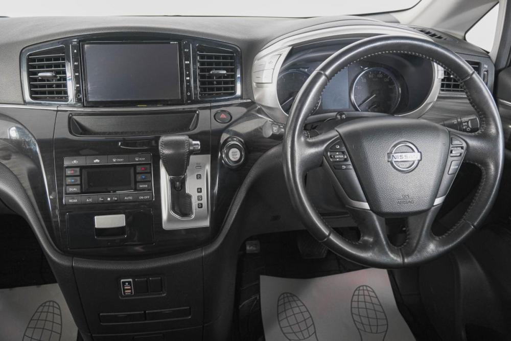 Nissan Elgrand III (E52) Рестайлинг Кемерово  - изображение 17