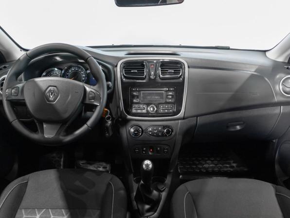 Renault Sandero II с пробегом 2016 года, цена 879 658 рублей, 125600 км, хэтчбек, Автокод Объявления