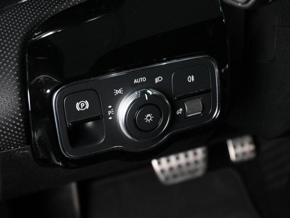 Mercedes-Benz CLA II (C118 X118) с пробегом 2019 года, цена 2 649 000 рублей, 133657 км, седан, Автокод Объявления