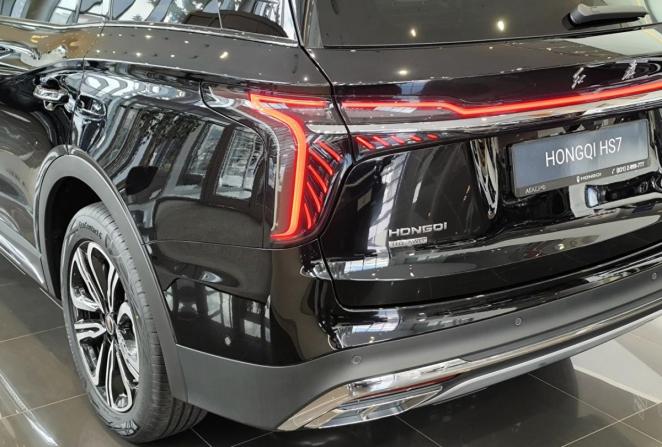 Новый Hongqi HS7 II 2025 года, цена 5 590 000 рублей, внедорожник, Автокод Объявления
