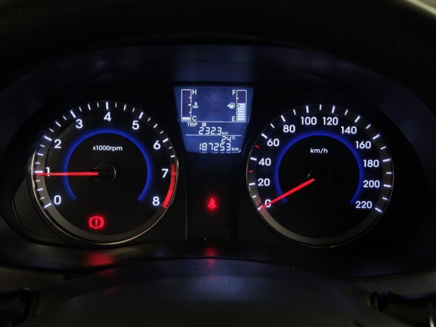 Hyundai Solaris I Рестайлинг Москва  - изображение 18