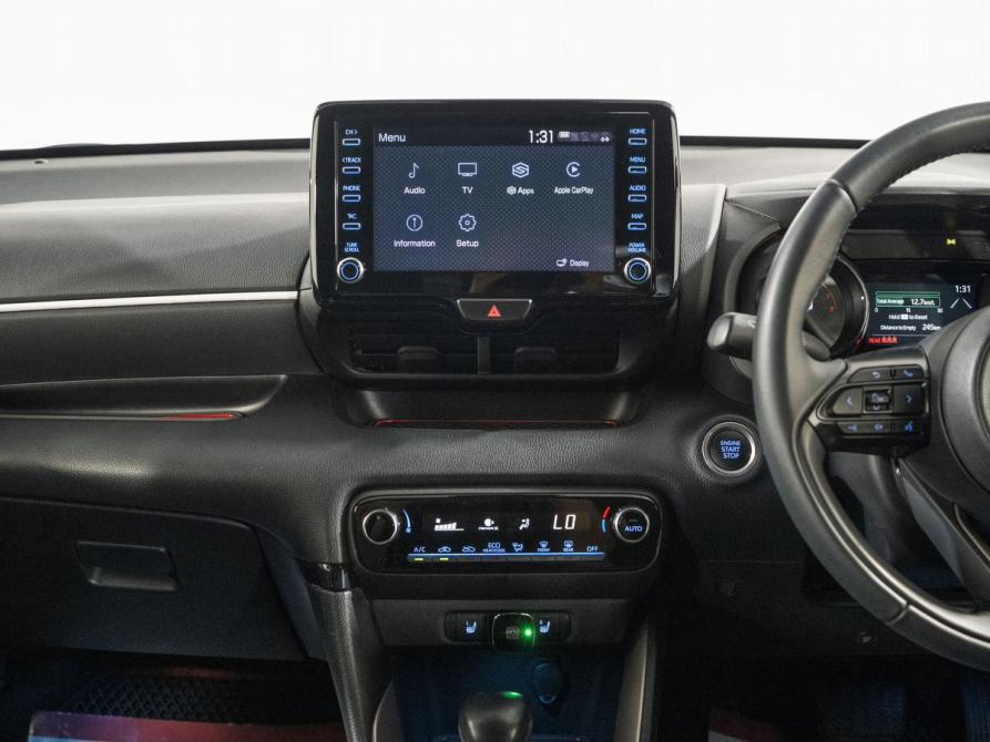 Toyota Yaris IV Иркутск  - изображение 13