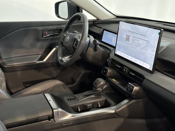 Toyota RAV4 VI (XA60) с пробегом 2025 года, цена 4 300 000 рублей, 50 км, внедорожник, Автокод Объявления