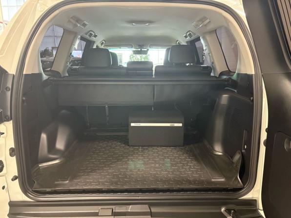 Toyota Land Cruiser Prado 150 Series Рестайлинг 2 с пробегом 2019 года, цена 6 950 000 рублей, 26198 км, внедорожник, Автокод Объявления