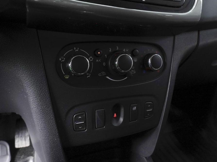 Renault Logan II Рестайлинг Ростов-на-Дону  - изображение 13