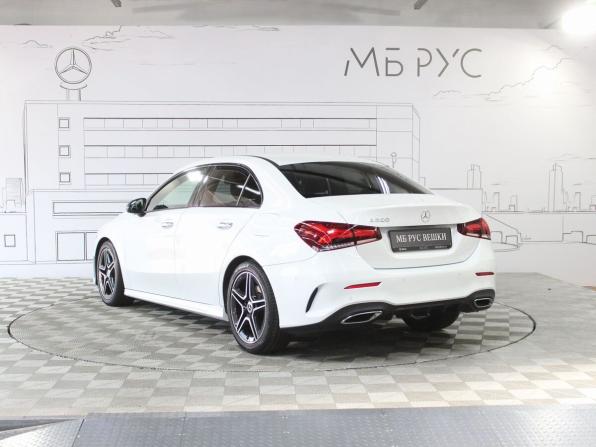 Mercedes-Benz A-Класс IV (W177) с пробегом 2021 года, цена 2 420 000 рублей, 131701 км, седан, Автокод Объявления