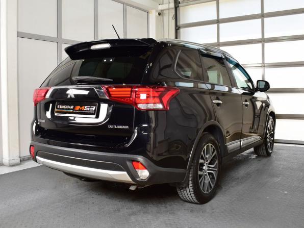 Mitsubishi Outlander III Рестайлинг 2 с пробегом 2016 года, цена 1 949 999 рублей, 156568 км, внедорожник, Автокод Объявления