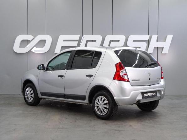 Renault Sandero I с пробегом 2013 года, цена 544 000 рублей, 185002 км, хэтчбек, Автокод Объявления