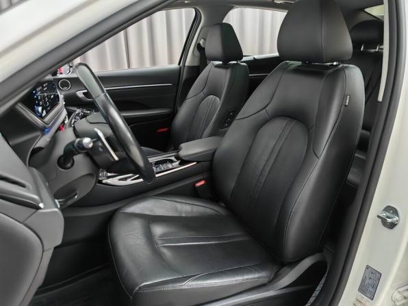 Hyundai Sonata VIII (DN8) с пробегом 2021 года, цена 2 430 000 рублей, 161000 км, седан, Автокод Объявления