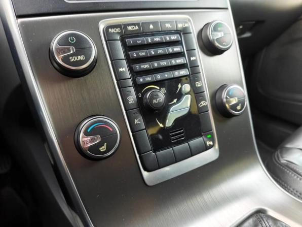 Volvo S60 II с пробегом 2012 года, цена 1 050 000 рублей, 325779 км, седан, Автокод Объявления