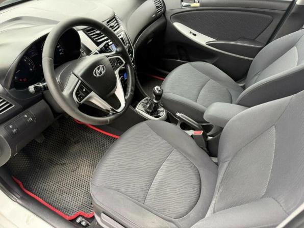 Hyundai Solaris I с пробегом 2011 года, цена 514 000 рублей, 264773 км, хэтчбек, Автокод Объявления