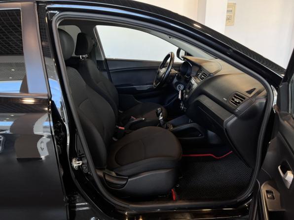 Kia Rio III с пробегом 2015 года, цена 695 000 рублей, 157658 км, седан, Автокод Объявления