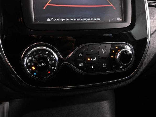 Renault Kaptur I с пробегом 2017 года, цена 1 759 000 рублей, 74677 км, внедорожник, Автокод Объявления