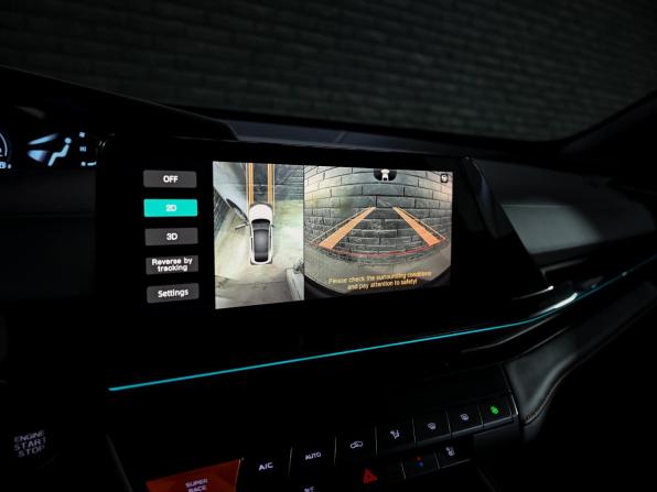 Changan UNI-V I с пробегом 2023 года, цена 2 130 000 рублей, 53886 км, лифтбек, Автокод Объявления