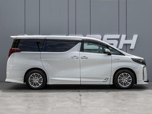 Toyota Alphard III Рестайлинг с пробегом 2020 года, цена 5 549 000 рублей, 88345 км, минивэн, Автокод Объявления