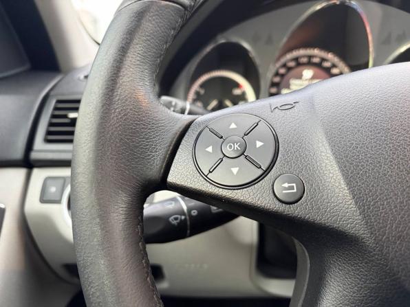Mercedes-Benz C-Класс III (W204) с пробегом 2010 года, цена 895 000 рублей, 290000 км, седан, Автокод Объявления