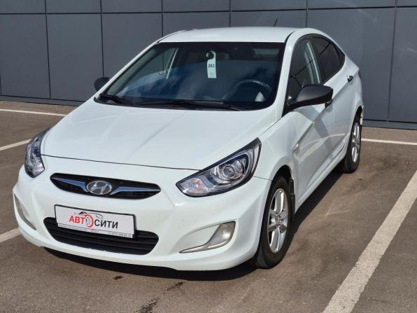 Hyundai Solaris I с пробегом 2013 года, цена 840 000 рублей, 169200 км, седан, Автокод Объявления