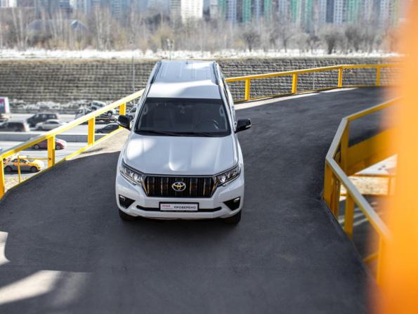Toyota Land Cruiser Prado 150 Series Рестайлинг 3 с пробегом 2021 года, цена 5 150 000 рублей, 106953 км, внедорожник, Автокод Объявления