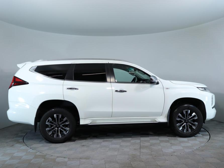 Mitsubishi Montero Sport III Рестайлинг Санкт-Петербург  - изображение 4