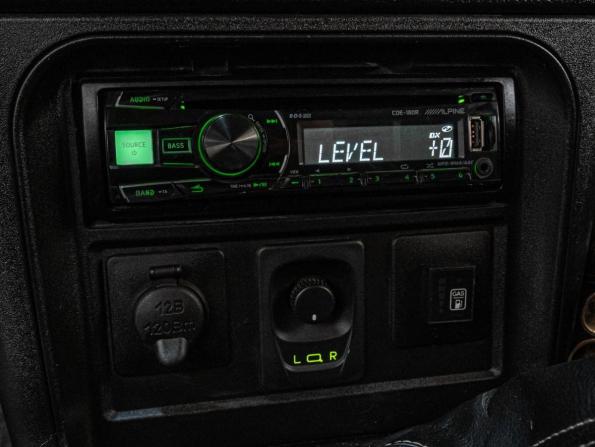 Chevrolet Niva I Рестайлинг с пробегом 2015 года, цена 690 000 рублей, 99304 км, внедорожник, Автокод Объявления