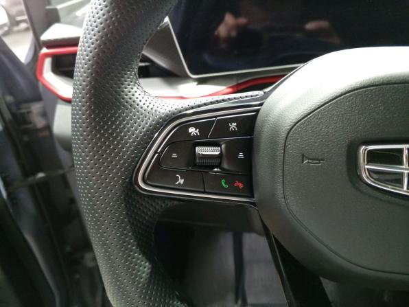 Geely Coolray I Рестайлинг с пробегом 2023 года, цена 1 970 000 рублей, 52446 км, внедорожник, Автокод Объявления