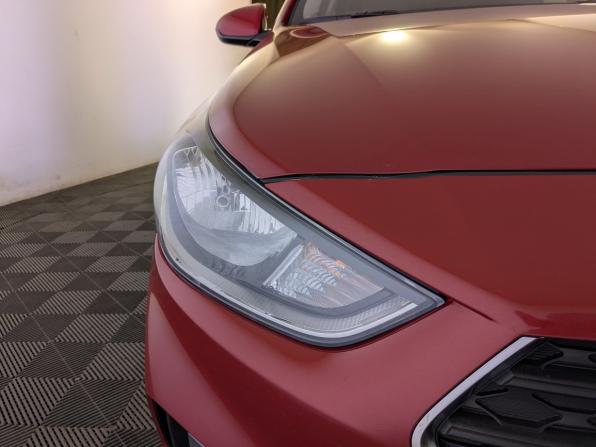 Hyundai Solaris II с пробегом 2019 года, цена 1 290 000 рублей, 163556 км, седан, Автокод Объявления