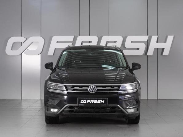 Volkswagen Tiguan II с пробегом 2017 года, цена 2 690 000 рублей, 169838 км, внедорожник, Автокод Объявления
