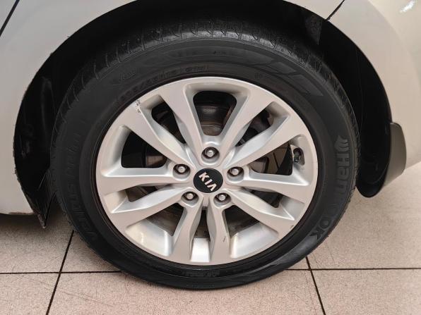 Kia Ceed II Рестайлинг с пробегом 2018 года, цена 1 469 000 рублей, 60155 км, хэтчбек, Автокод Объявления