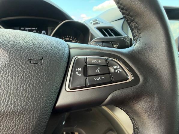 Ford Kuga II Рестайлинг с пробегом 2018 года, цена 1 725 000 рублей, 128200 км, внедорожник, Автокод Объявления