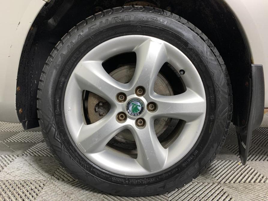 Skoda Fabia II Москва  - изображение 9