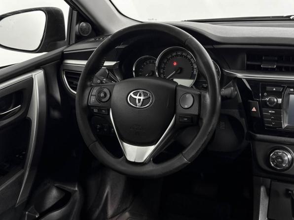 Toyota Corolla XI (E160 E170 E180) с пробегом 2014 года, цена 1 049 000 рублей, 180000 км, седан, Автокод Объявления