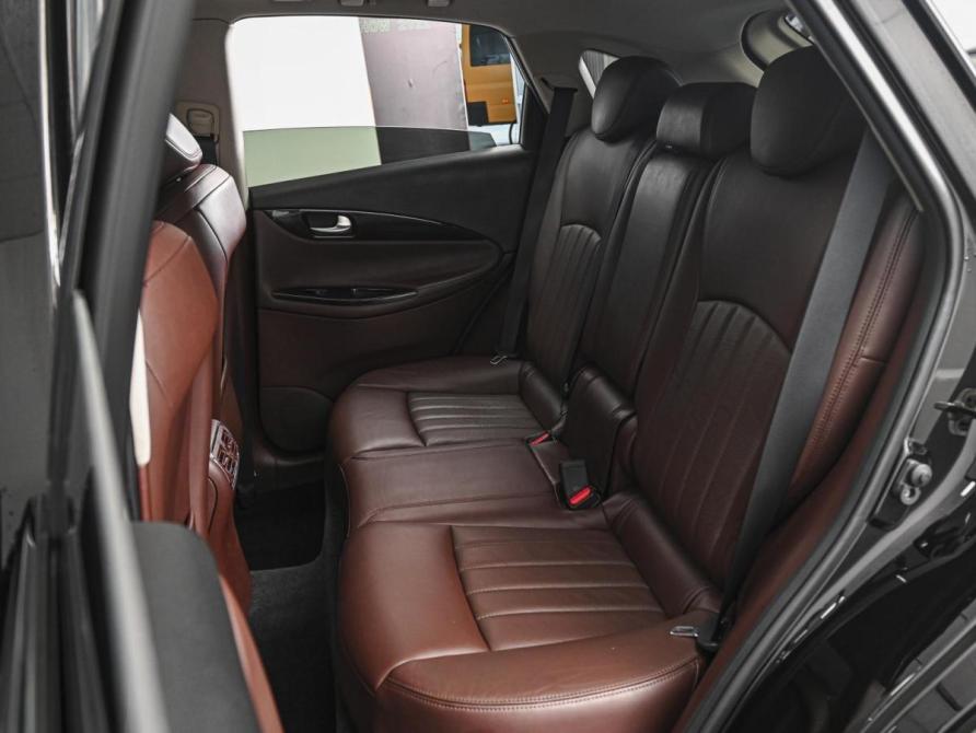 Infiniti QX50 I Ставрополь  - изображение 9