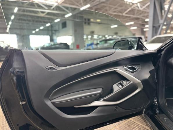 Chevrolet Camaro VI Рестайлинг с пробегом 2019 года, цена 3 080 000 рублей, 72003 км, купе, Автокод Объявления