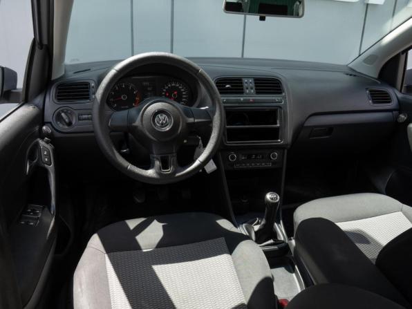 Volkswagen Polo V с пробегом 2011 года, цена 685 000 рублей, 266381 км, хэтчбек, Автокод Объявления