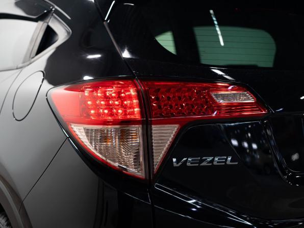 Honda Vezel I с пробегом 2017 года, цена 1 675 000 рублей, 97000 км, внедорожник, Автокод Объявления