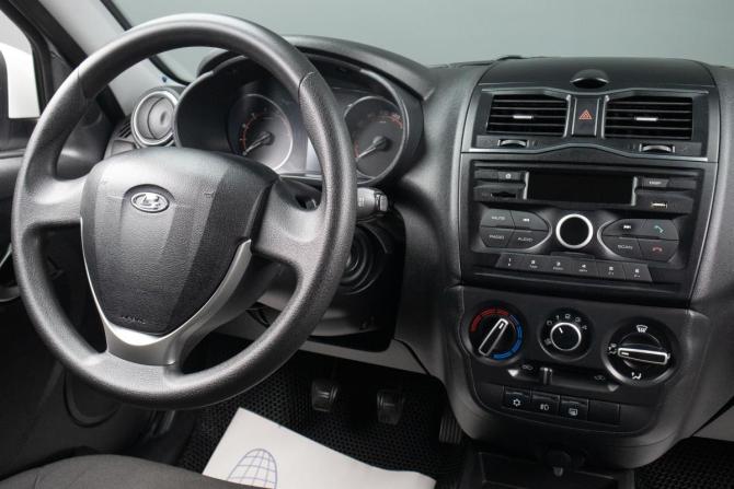 Lada (ВАЗ) Granta I Рестайлинг с пробегом 2019 года, цена 749 000 рублей, 175000 км, седан, Автокод Объявления