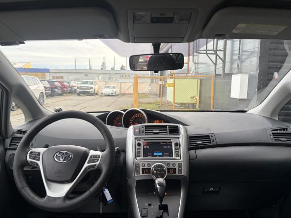 Toyota Verso I с пробегом 2012 года, цена 1 170 000 рублей, 141716 км, компактвэн, Автокод Объявления