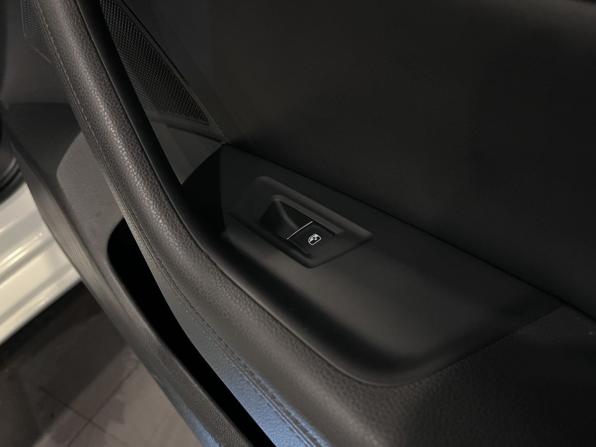 Volkswagen Passat B8 с пробегом 2018 года, цена 2 682 000 рублей, 84376 км, седан, Автокод Объявления