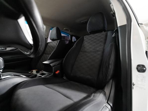 Nissan Qashqai II с пробегом 2017 года, цена 1 480 000 рублей, 163006 км, внедорожник, Автокод Объявления