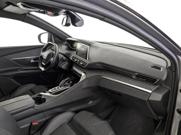 Peugeot 5008 II с пробегом 2018 года, цена 1 999 000 рублей, 88974 км, внедорожник, Автокод Объявления
