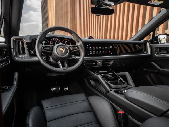 Новый Porsche Cayenne III Рестайлинг 2024 года, цена 26 700 000 рублей, внедорожник, Автокод Объявления