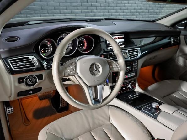 Mercedes-Benz CLS II (C218) с пробегом 2013 года, цена 2 200 000 рублей, 165461 км, седан, Автокод Объявления