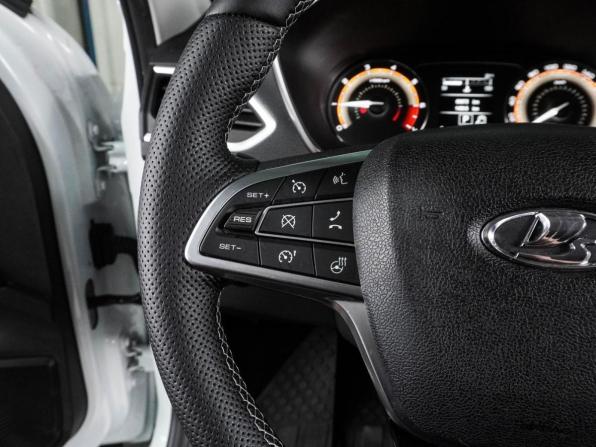Lada (ВАЗ) Vesta I Рестайлинг (NG) с пробегом 2024 года, цена 1 399 000 рублей, 69873 км, универсал, Автокод Объявления