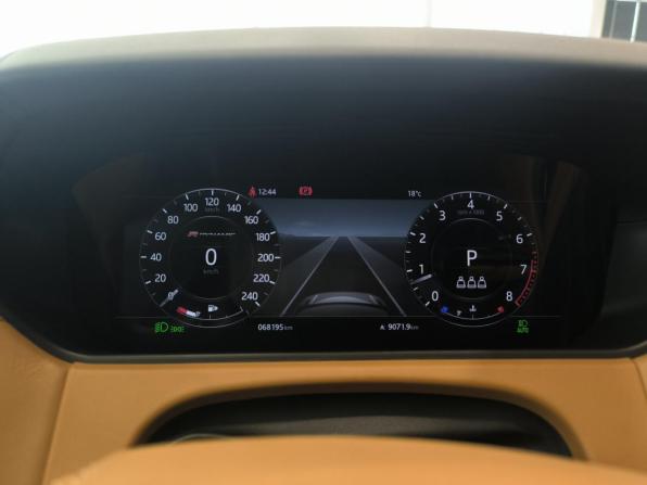 Land Rover Range Rover Velar I с пробегом 2018 года, цена 4 550 000 рублей, 68194 км, внедорожник, Автокод Объявления