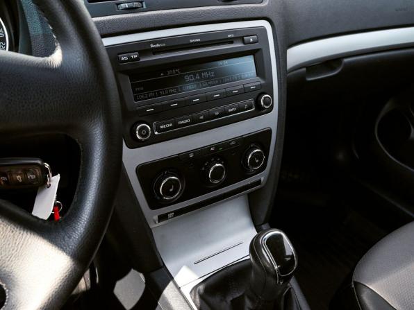 Skoda Octavia II (A5) Рестайлинг с пробегом 2012 года, цена 799 000 рублей, 184416 км, лифтбек, Автокод Объявления
