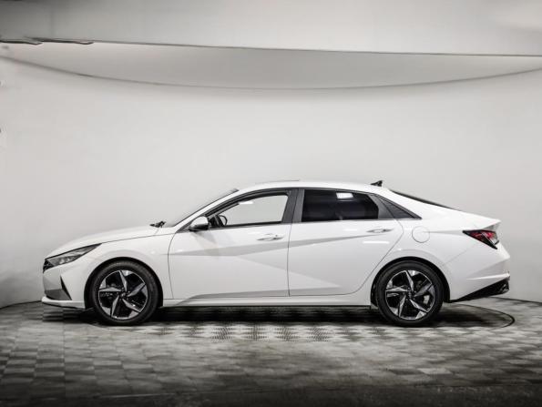 Hyundai Elantra VII (CN7) с пробегом 2023 года, цена 2 126 000 рублей, 29049 км, седан, Автокод Объявления