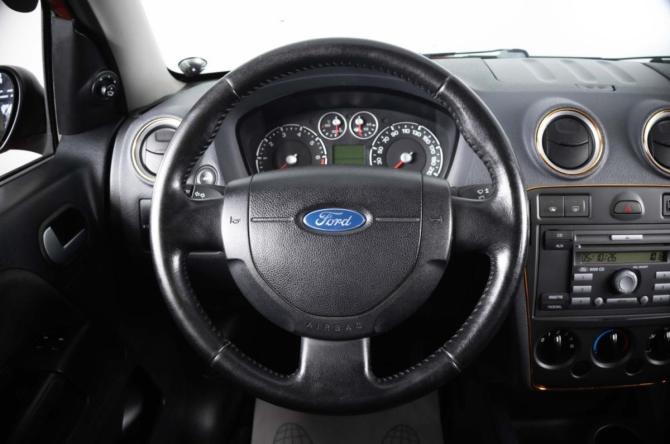 Ford Fusion I Рестайлинг с пробегом 2008 года, цена 469 000 рублей, 191326 км, хэтчбек, Автокод Объявления