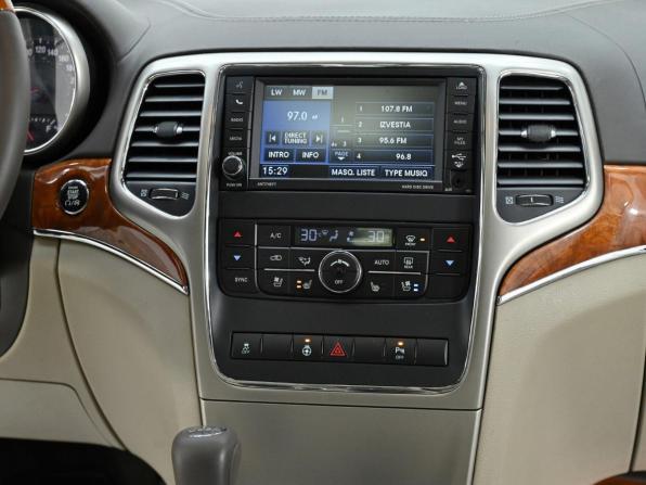 Jeep Grand Cherokee IV (WK2) с пробегом 2013 года, цена 1 339 000 рублей, 131044 км, внедорожник, Автокод Объявления